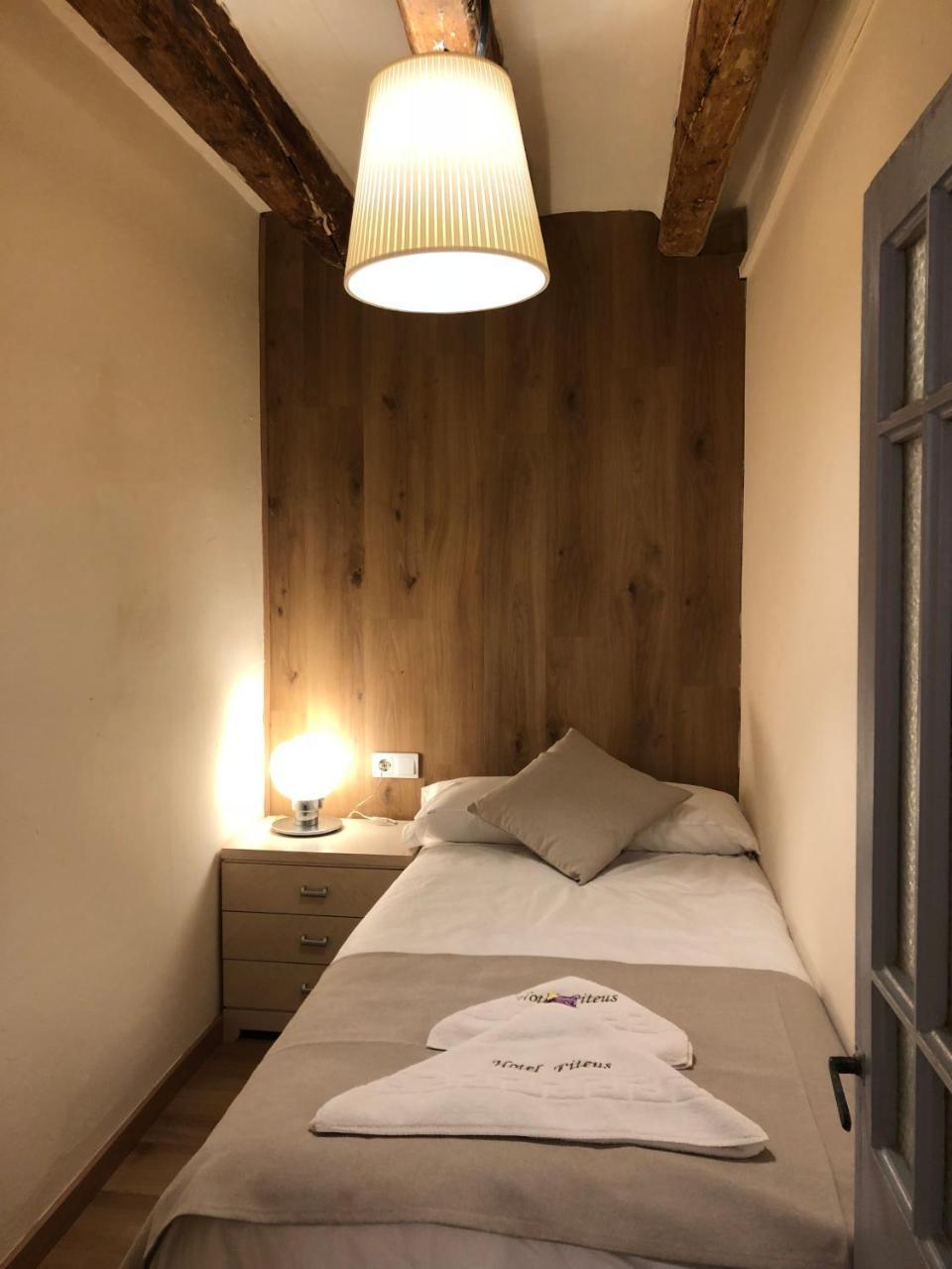 Apartament Piteus Centre サン・ロレンゾ・デ・モルニス エクステリア 写真
